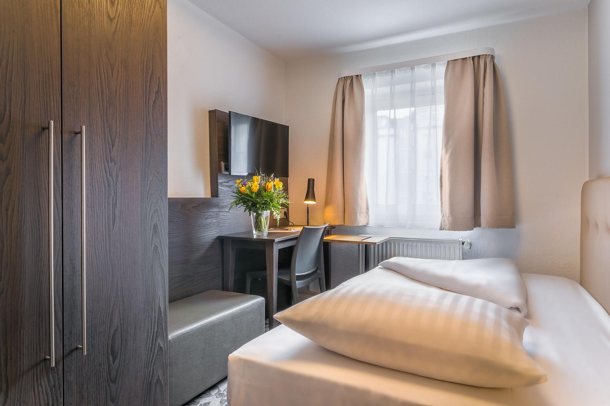 Signature Hotel Astoria Hamburg-Harburg Exteriör bild