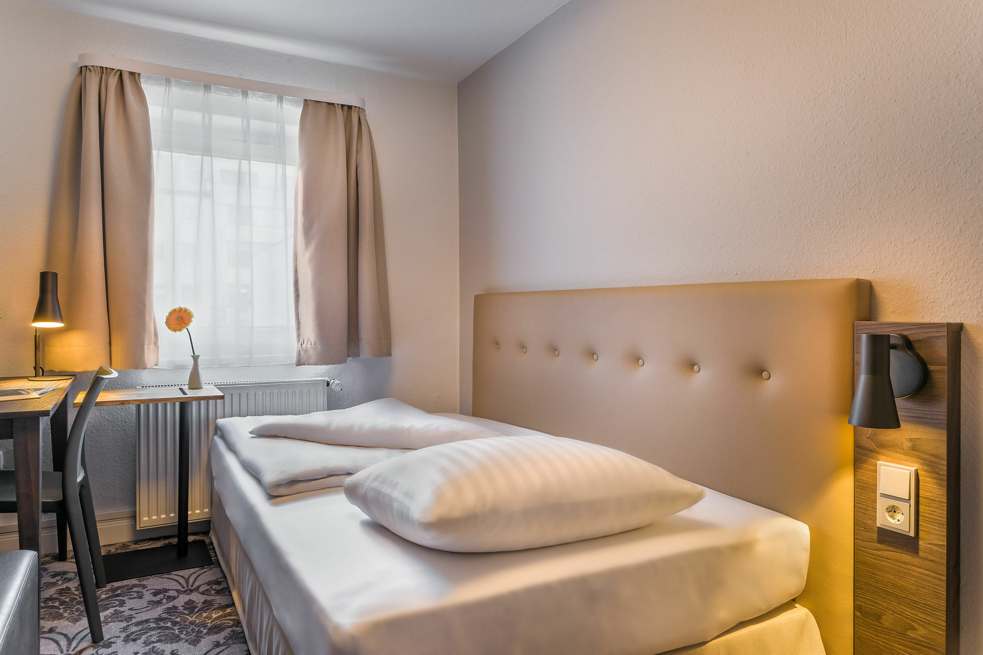 Signature Hotel Astoria Hamburg-Harburg Exteriör bild